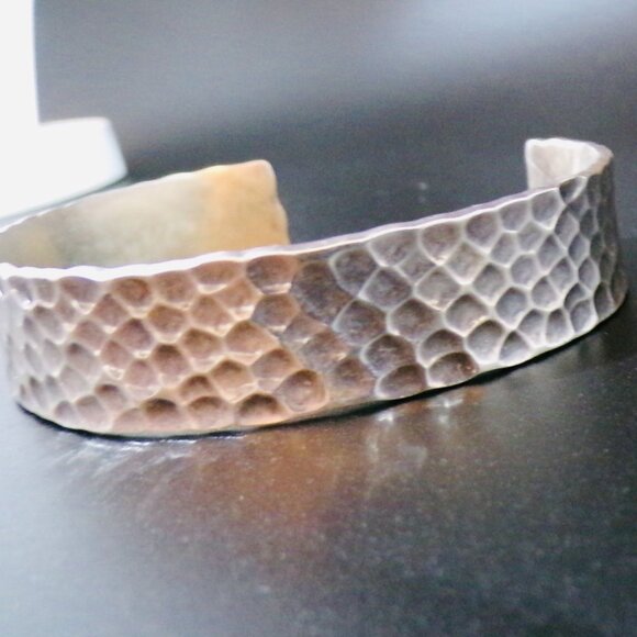 Retired Silpada Silver 925 chunky Hammered Cuff B0851 Artisan unisex signed - Picture 2 of 5